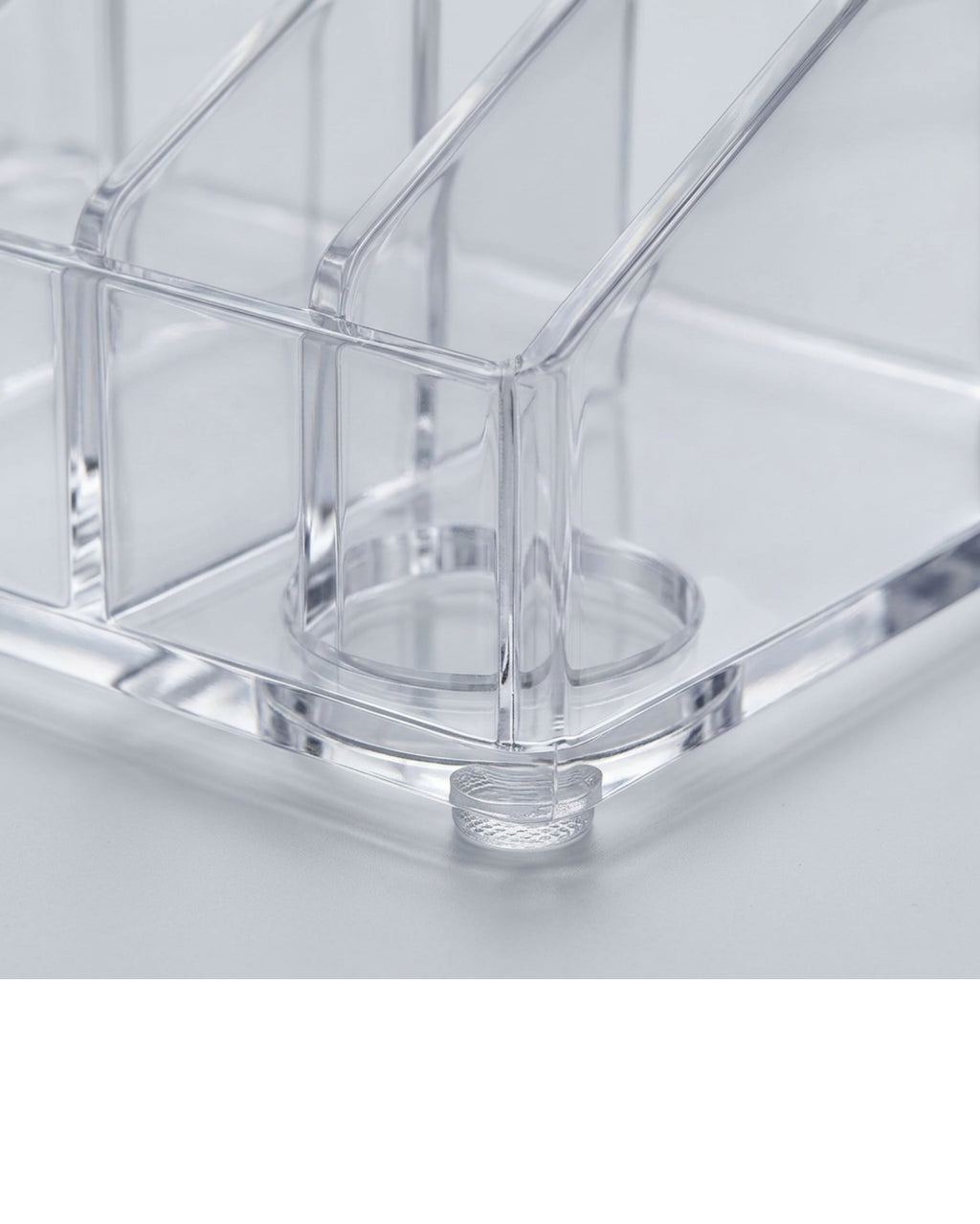 Hjxwb Eight Slot Acrylic Palette Organizer with Two Removable Cups Clear - Detail view